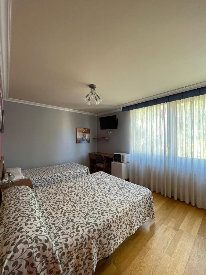 Hostal Santiago 2 Burgos Ngoại thất bức ảnh